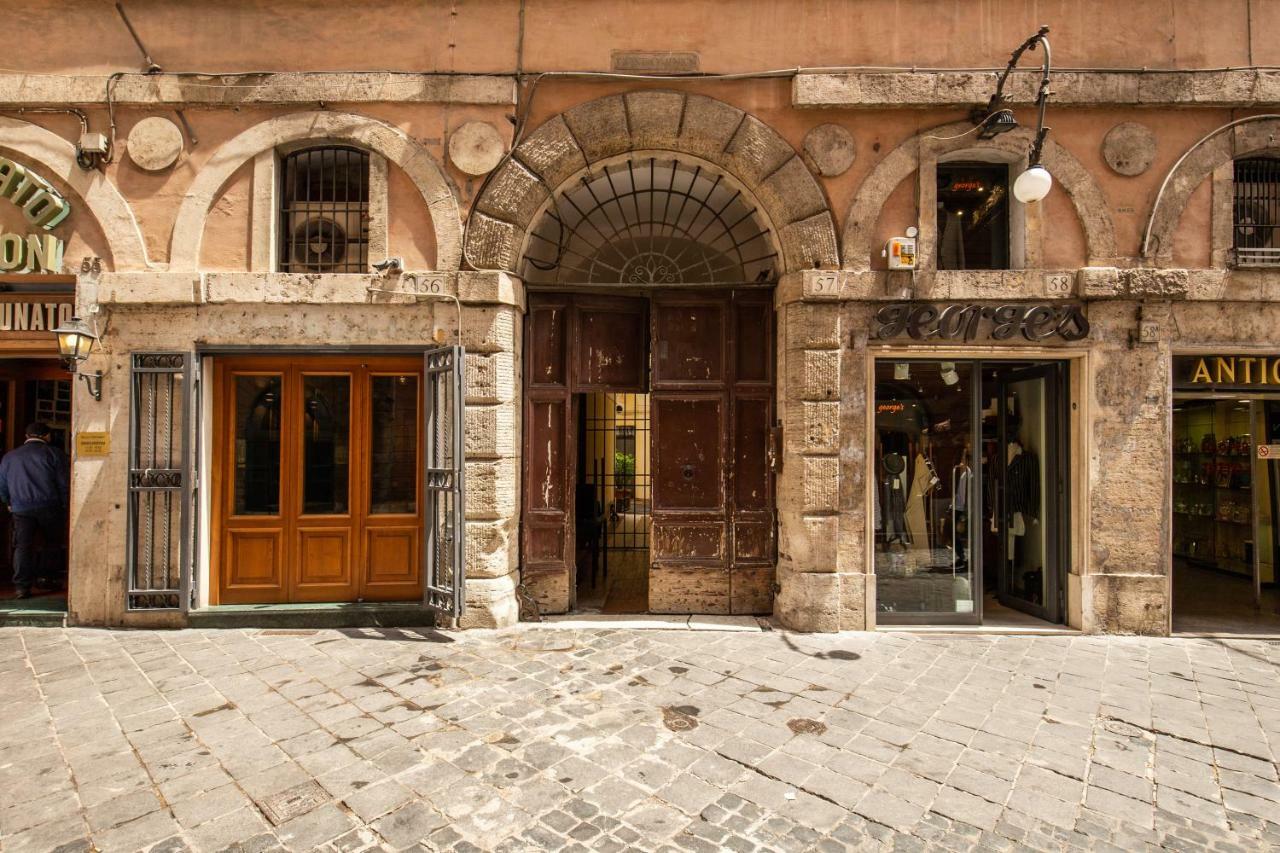 Apartment Via Del Pantheon Rom